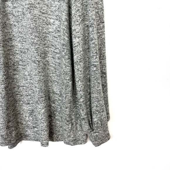 Gibsonlook V-Neck Sweater Long Sleeves Heather Grey Lightweight Top Size M NEW - Picture 4 of 9